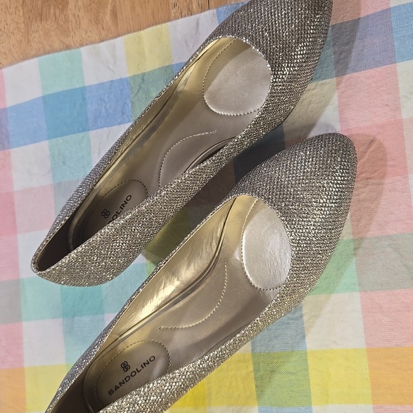 Bandolino women’s size 8 silver/champagne wedge formal party shoe NVTV 298 - Picture 1 of 7